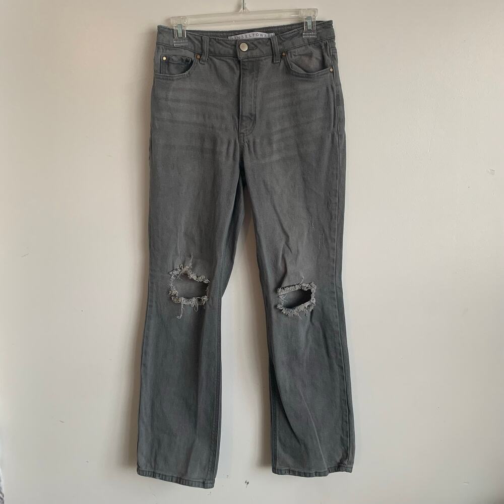 Tinseltown Women’s Gray Distressed Jeans – Size 9 – High‑Rise + Ripped Knees